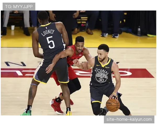 日本队禁区得分34分内线尚可 但外线防守出现漏洞